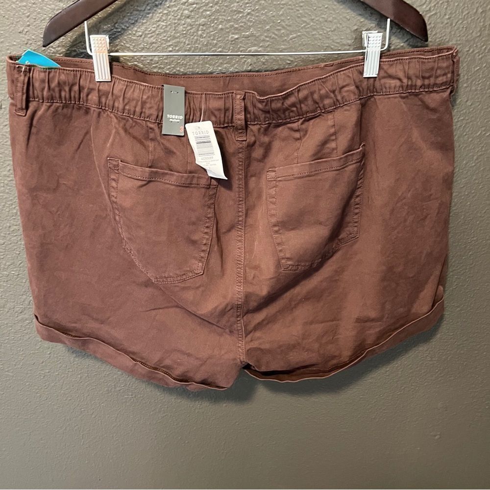 Torrid 3.5 Inch Pull-On Weekend Stretch Twill Short 3X - Picture 6 of 11